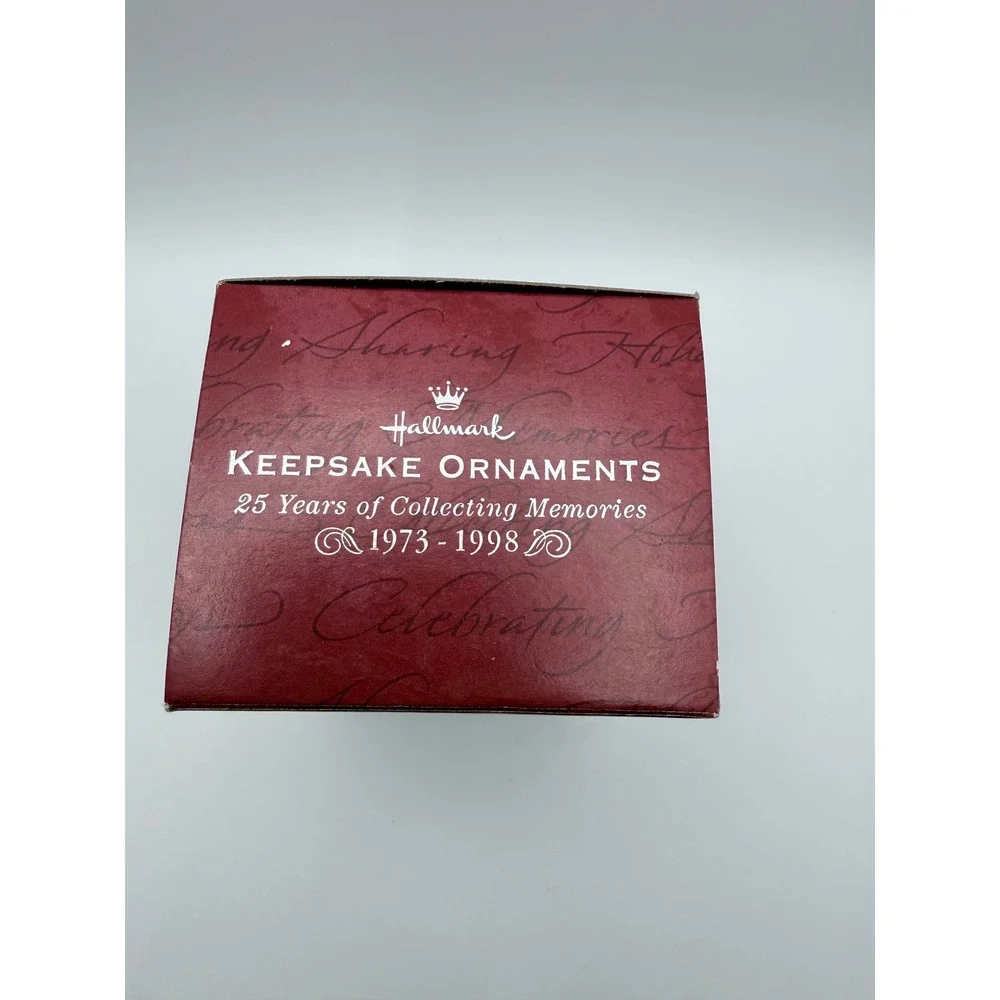 Hallmark Keepsake‎ Ornament Christmas Friend 1998 Membership Santa Stocking